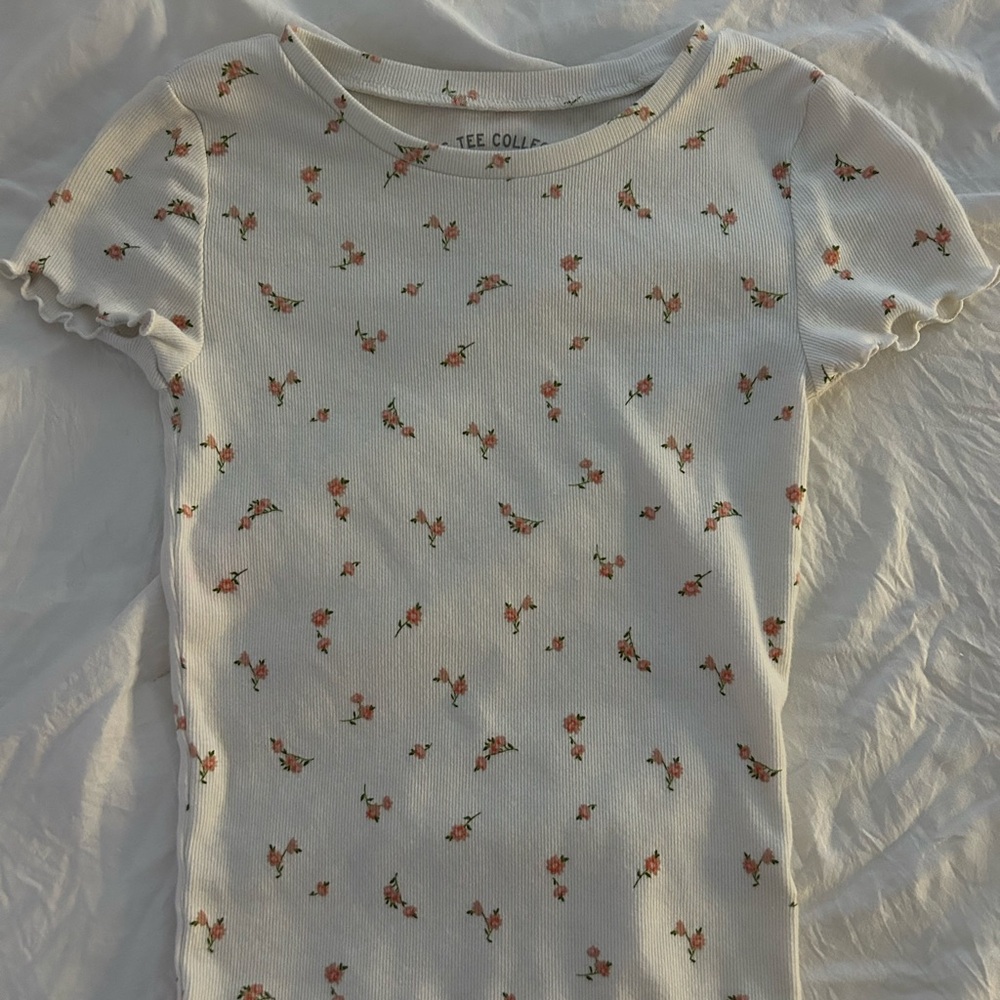 White Floral Tee with Ruffled Sleeves